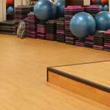 Plancher synthétique Omnisports Active+ pour les gyms et centres de conditionnement physique