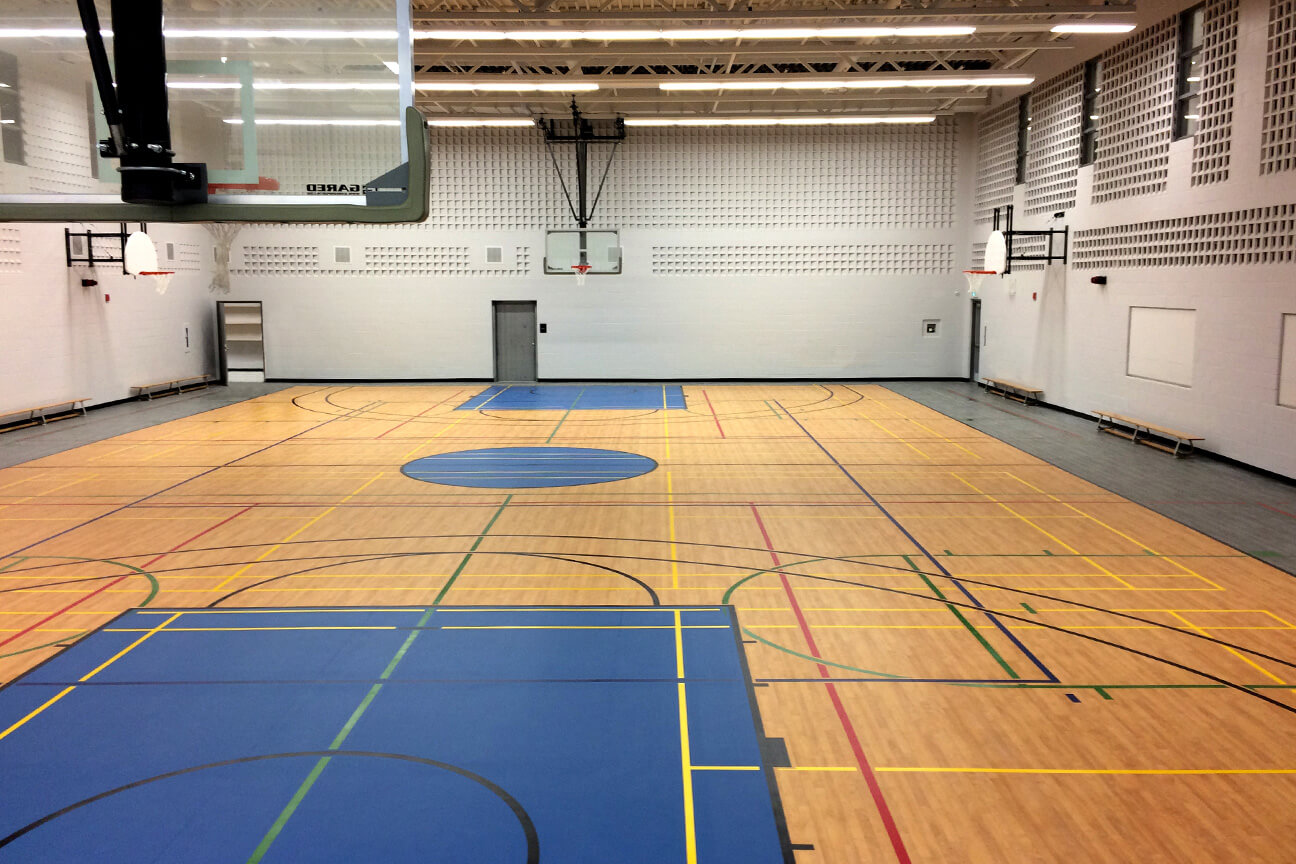 Gymnasium flooring Omnisports at McClure Primary School (Brampton, Ontario)