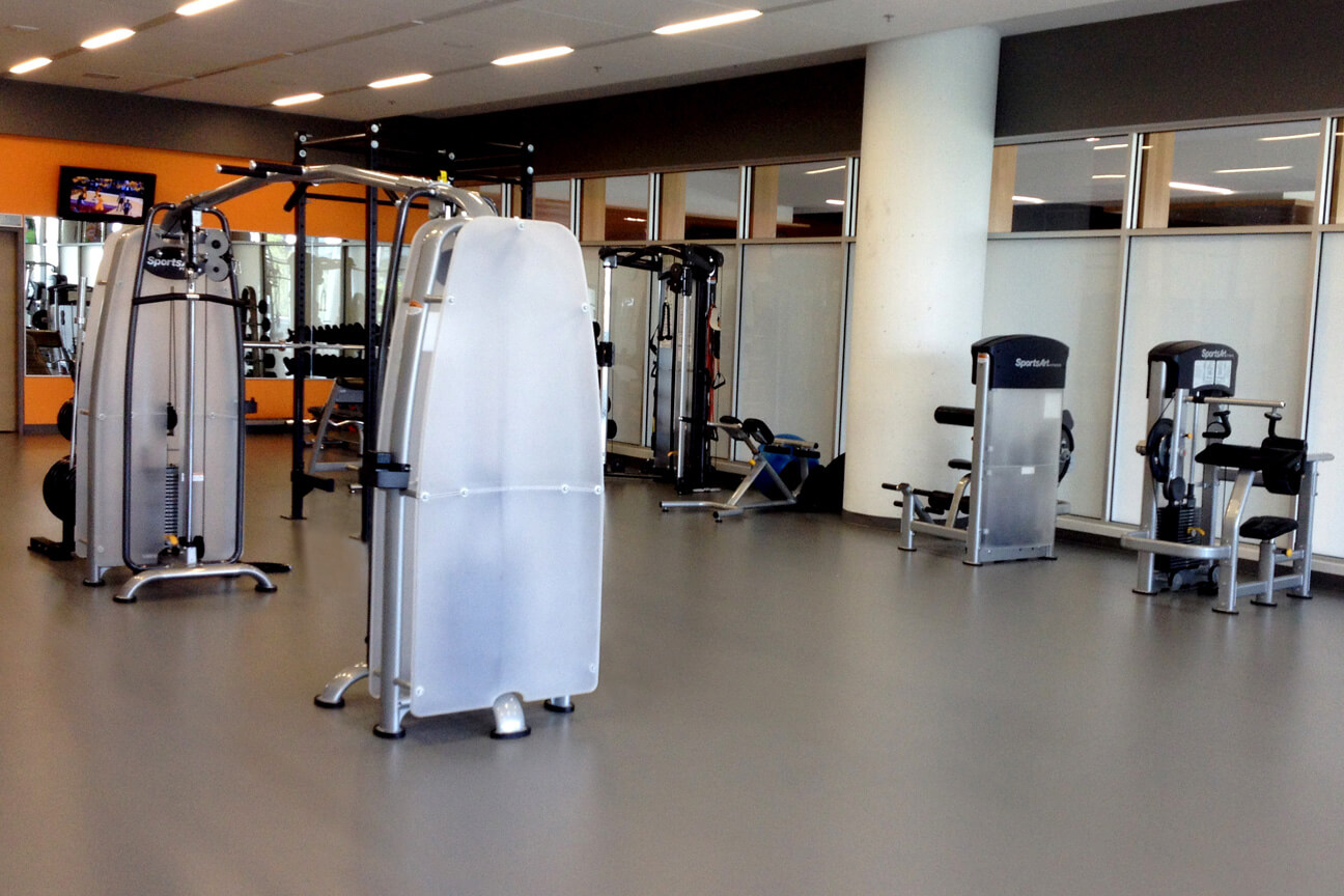 Gym flooring Omnisports at a corporate centre (Levis, Quebec)