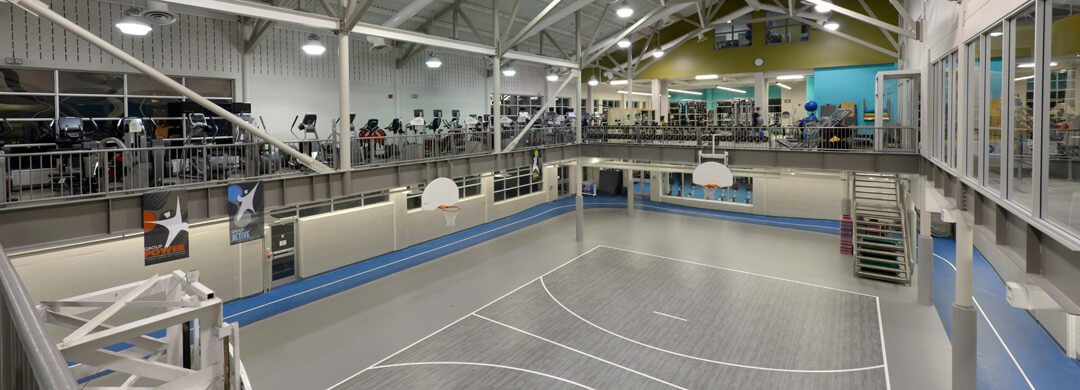 Multifunctional sports complex with gymnasium, running track and fitness centre