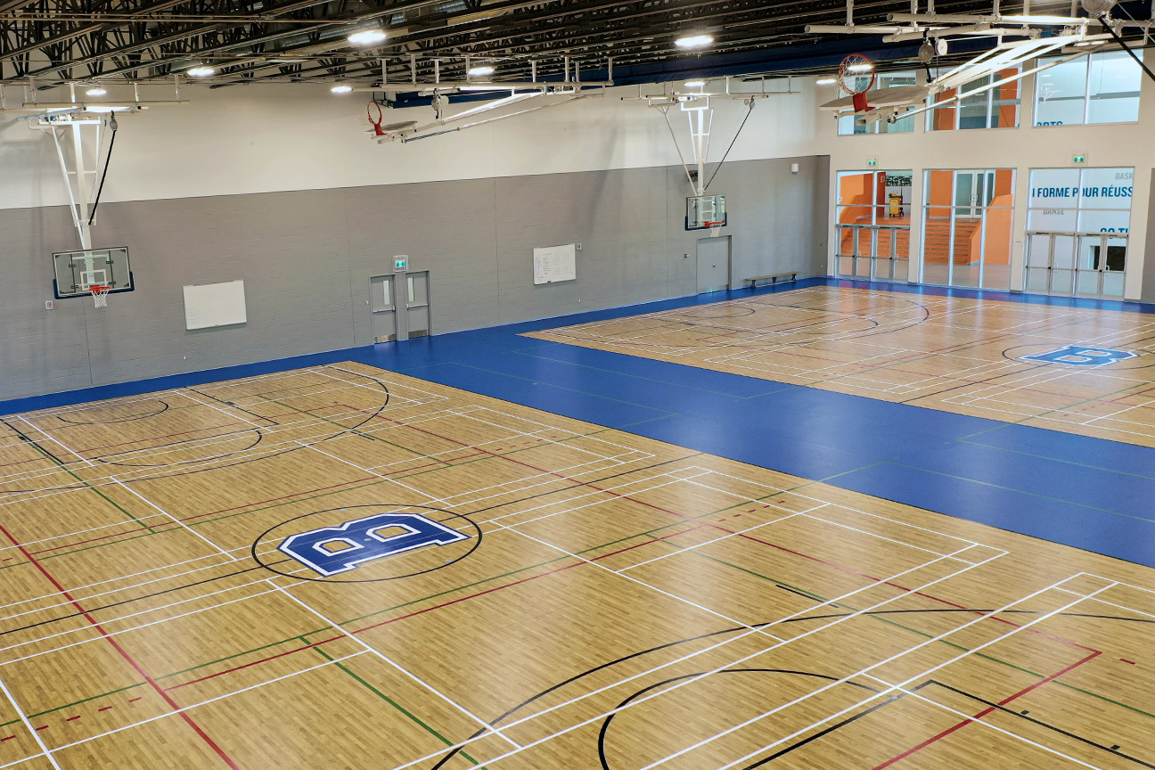 Omnisports gymnasium sports floor at Collège Boisbriand (Boisbriand, Quebec)