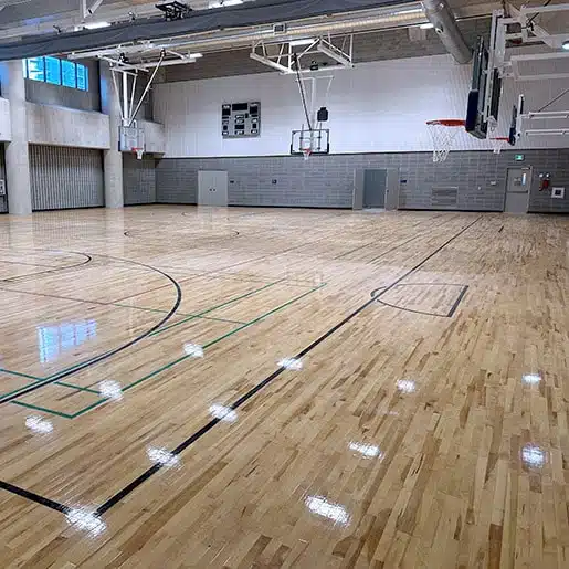 Exemple de projet avec bois franc d'érable de deuxième qualité et supérieur